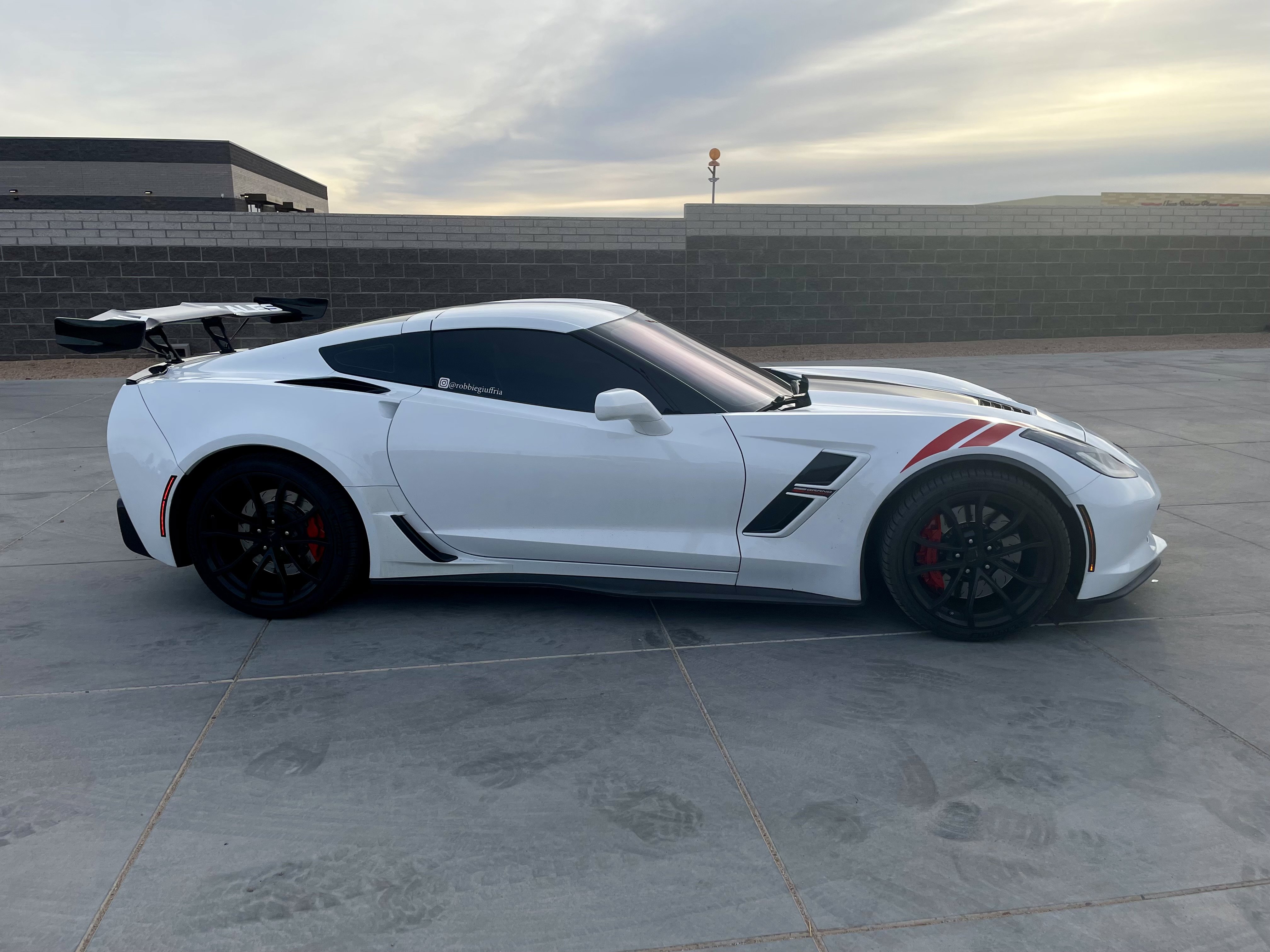 Used 2017 Chevrolet Corvette Grand Sport image 8