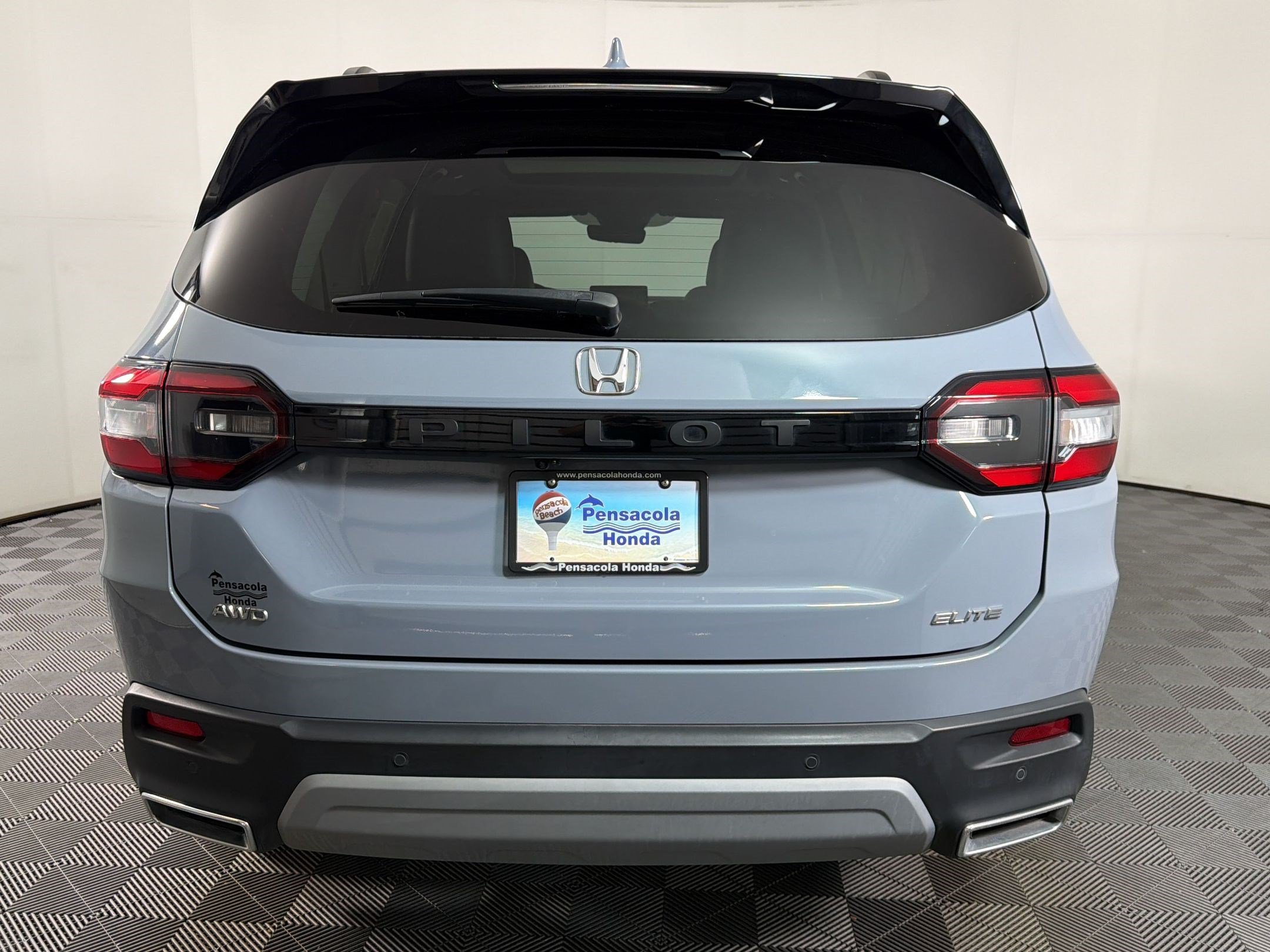 Used 2023 Honda Pilot Elite image 8