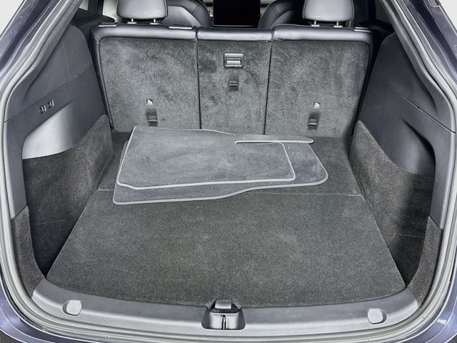 Used 2022 Tesla Model Y Long Range AWD/4WD image 24