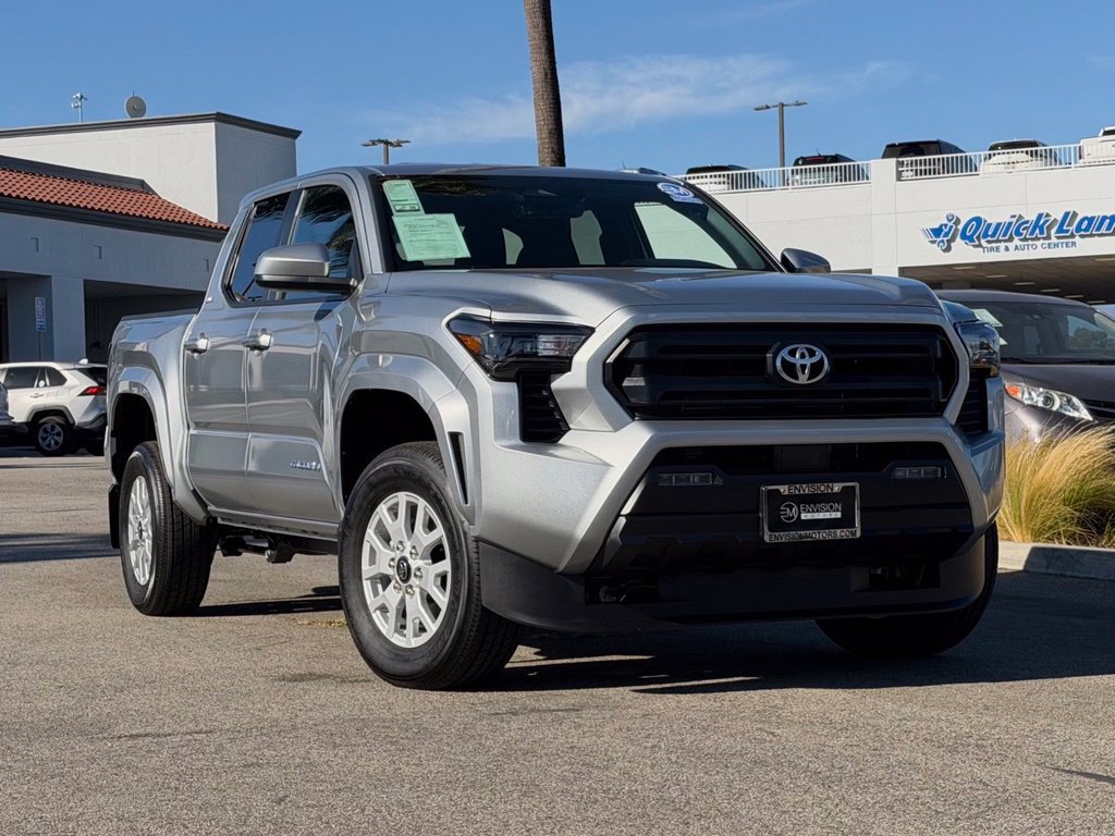 Used 2026 Toyota Tacoma SR5 AWD/4WD image 2