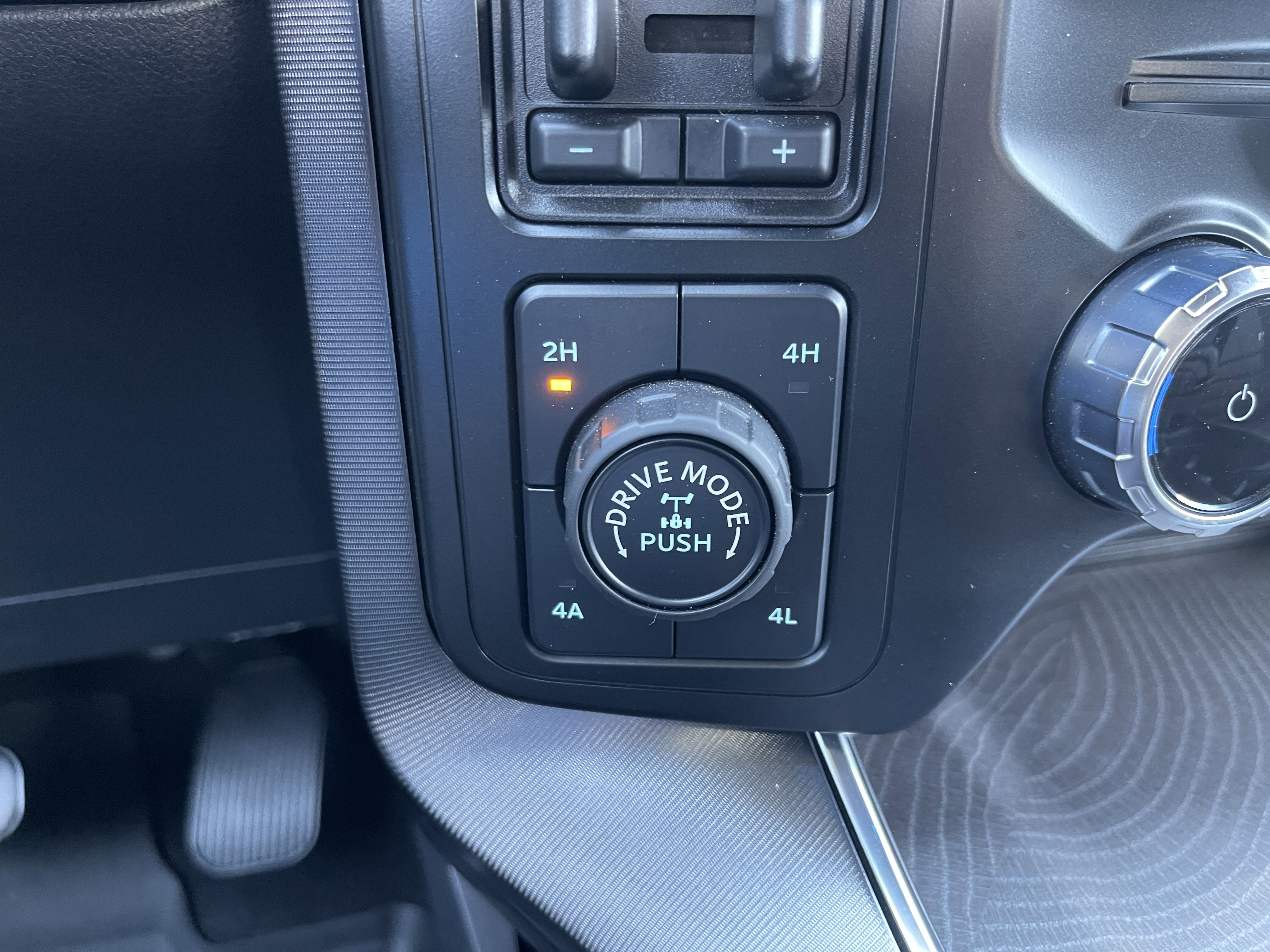 Used 2023 Ford F150 Platinum w/ Equipment Group 701A High image 31