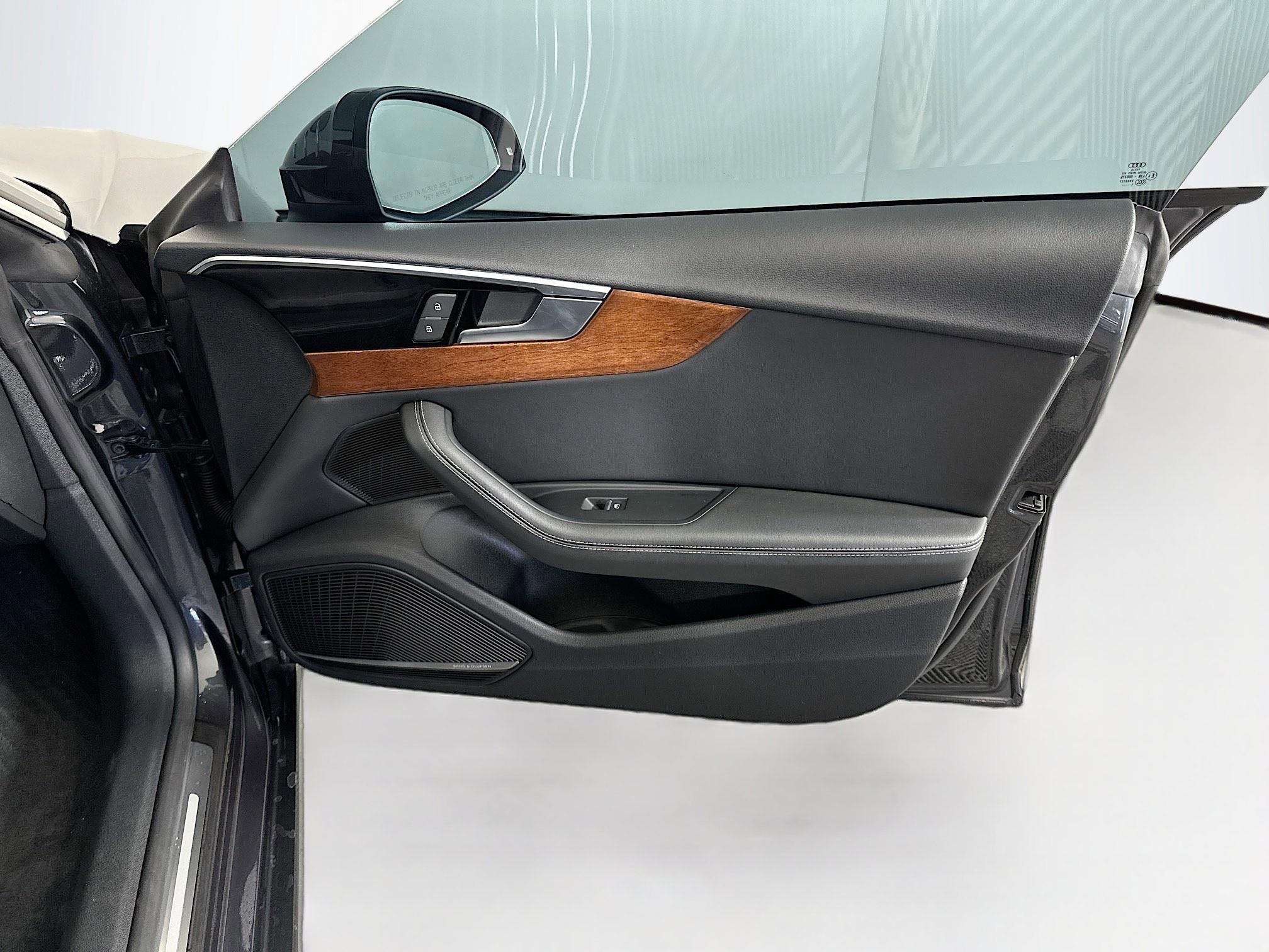 Used 2022 Audi A5 2.0T Premium Plus w/ Premium Plus image 33