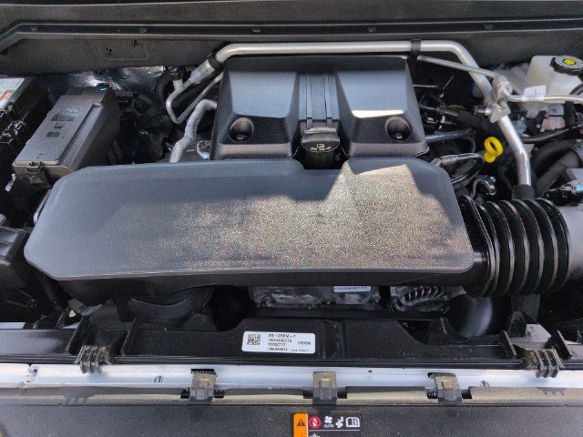 Used 2024 Chevrolet Colorado ZR2 w/ Technology Package AWD/4WD image 33