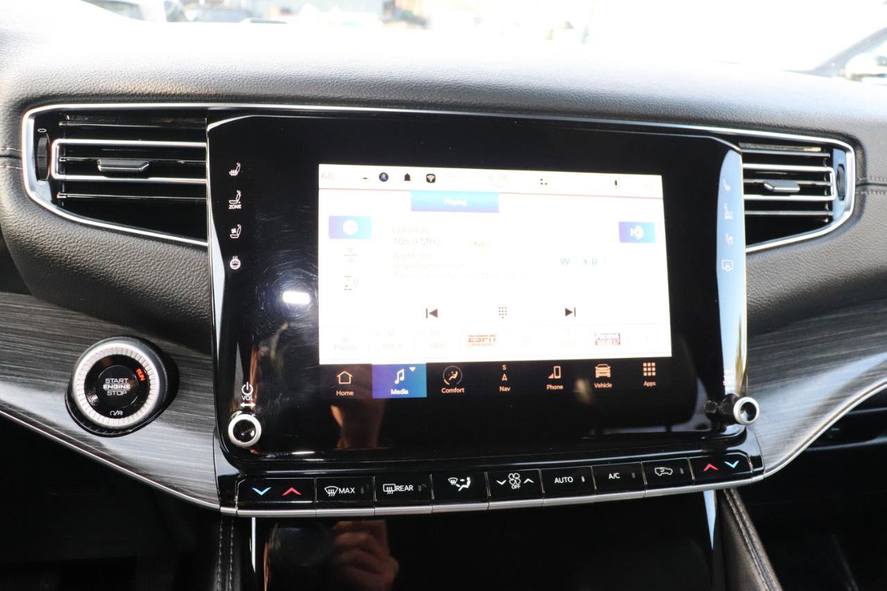 Used 2024 Jeep Wagoneer L Series II w/ Flexible Seating Group image 28