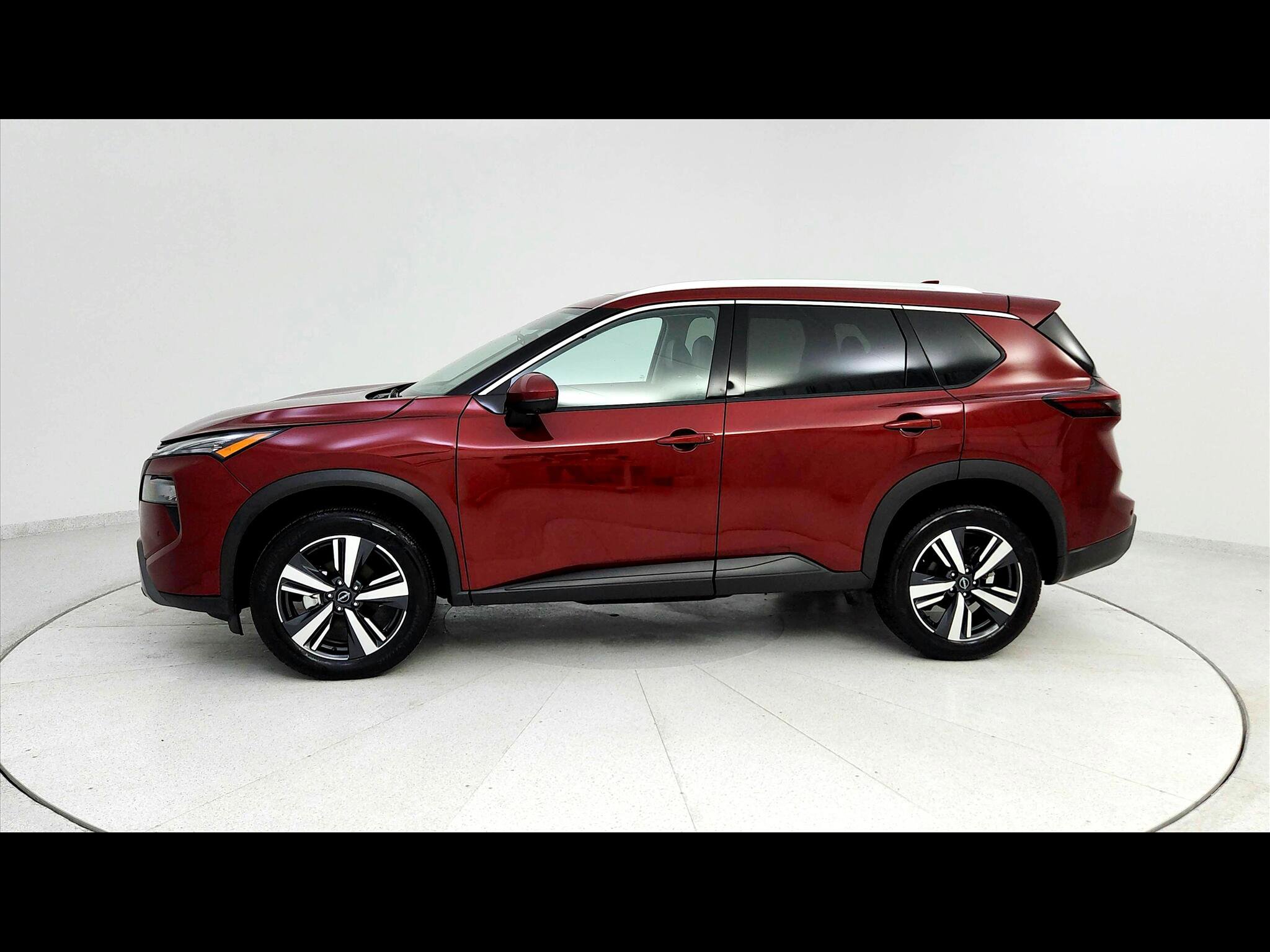 Used 2024 Nissan Rogue SL w/ SL Premium Package image 1
