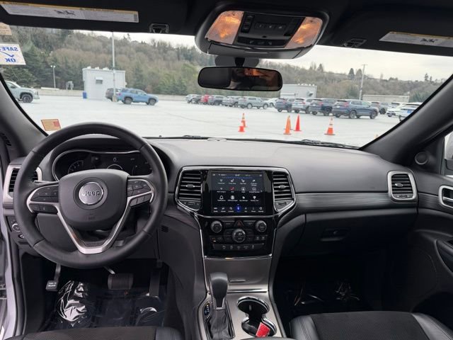 Used 2021 Jeep Grand Cherokee Laredo X image 13