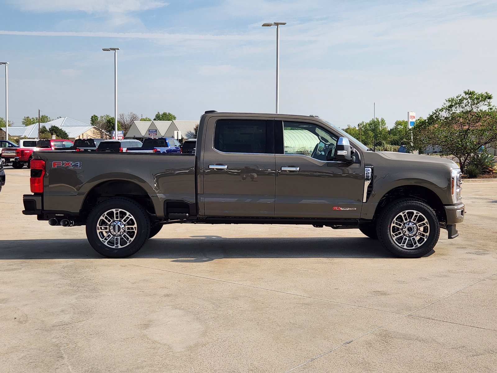 New 2027 Ford F250 Platinum w/ Platinum Plus Package AWD/4WD image 7