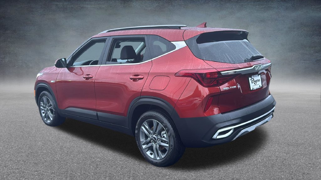 Used 2023 Kia Seltos S AWD/4WD image 8