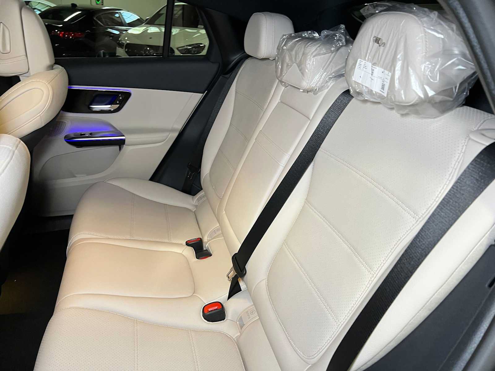 New 2027 Mercedes-Benz GLC 300 4MATIC image 21