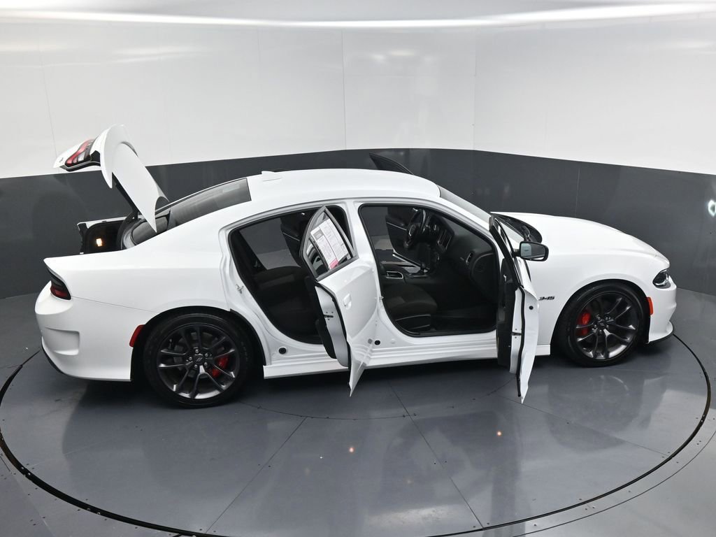 Used 2023 Dodge Charger R/T w/ Performance Handling Group image 23