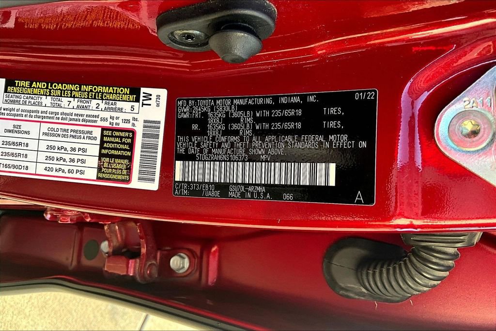 Used 2022 Toyota Highlander XLE image 18