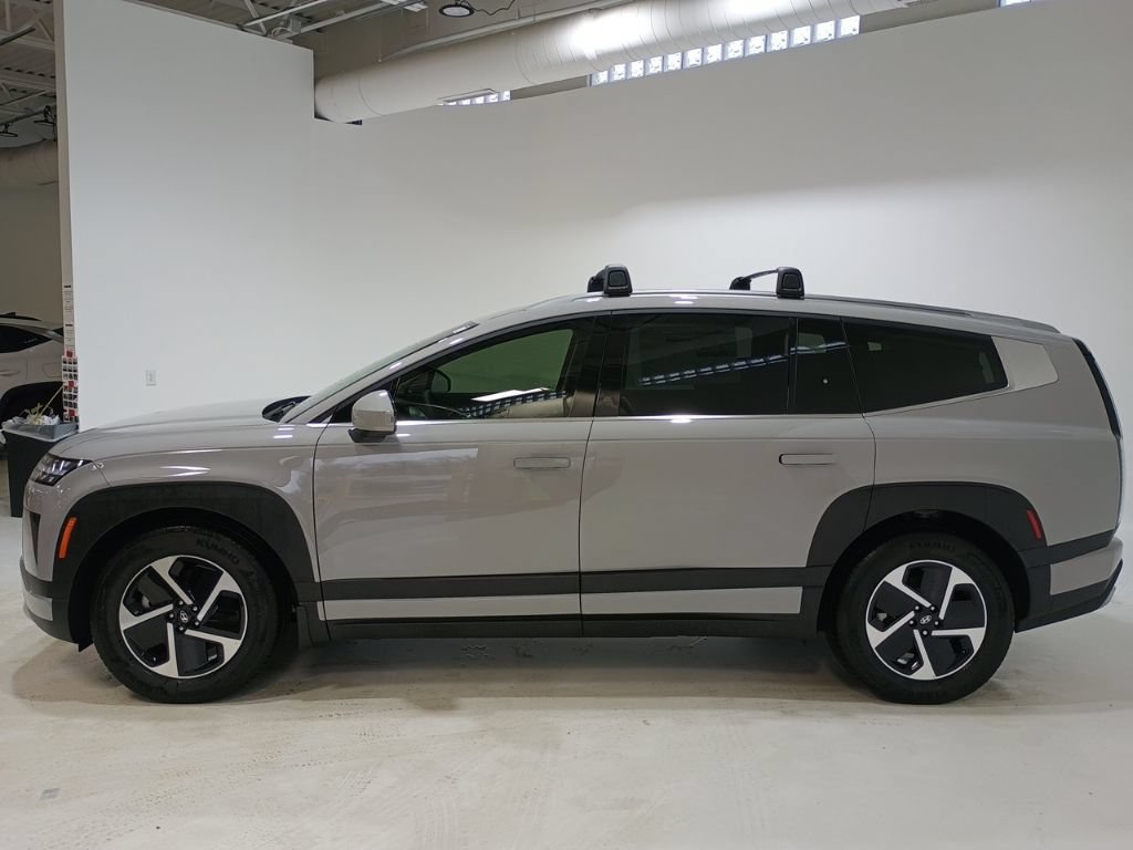 New 2026 Hyundai Ioniq 9 SE AWD/4WD image 4
