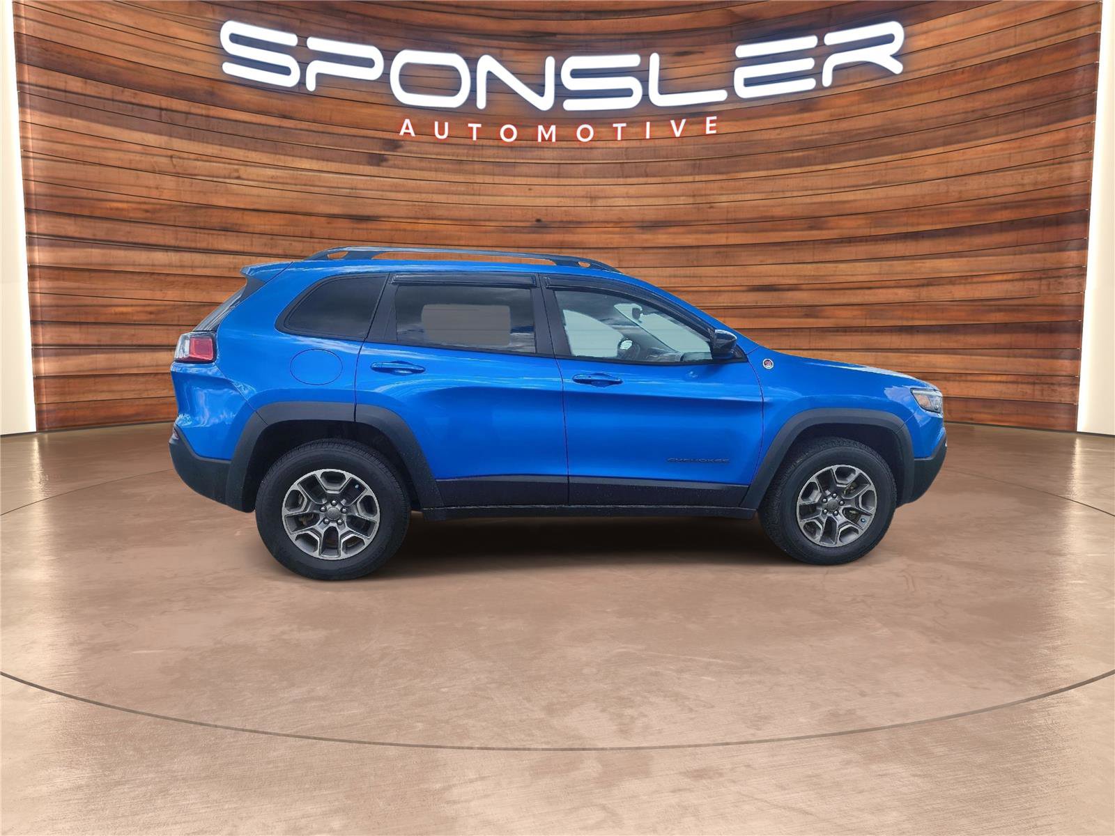 Used 2022 Jeep Cherokee Trailhawk w/ Premium Leather Package image 7