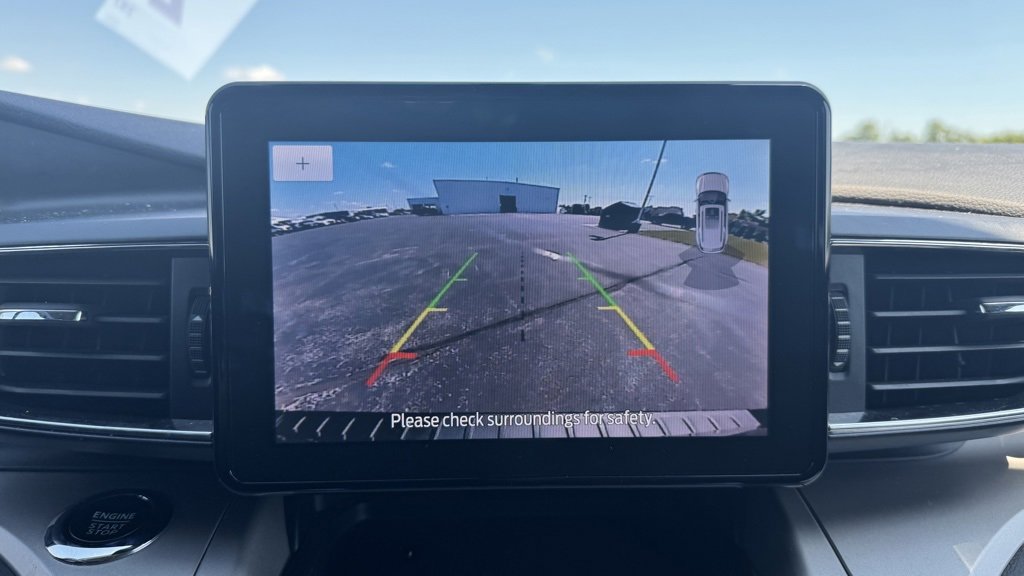 Used 2023 Ford Explorer XLT w/ Equipment Group 202A image 28