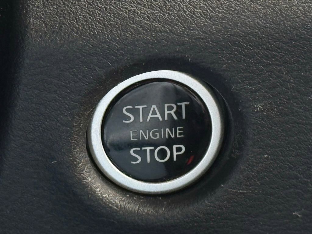 Used 2023 Nissan Frontier Pro-X w/ Pro-X Premium Package image 25