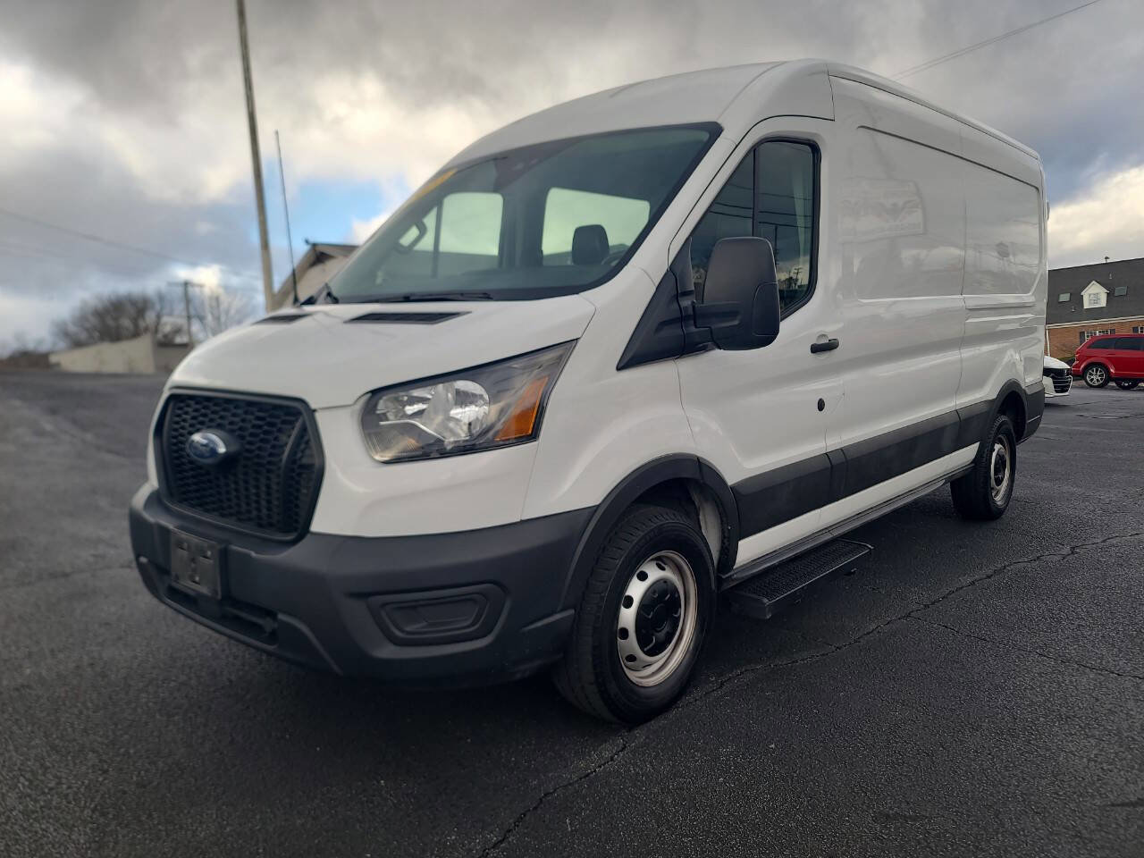 Used 2023 Ford Transit 250 250 3dr SWB Medium Roof Cargo w/ Load Area Protection Package image 4
