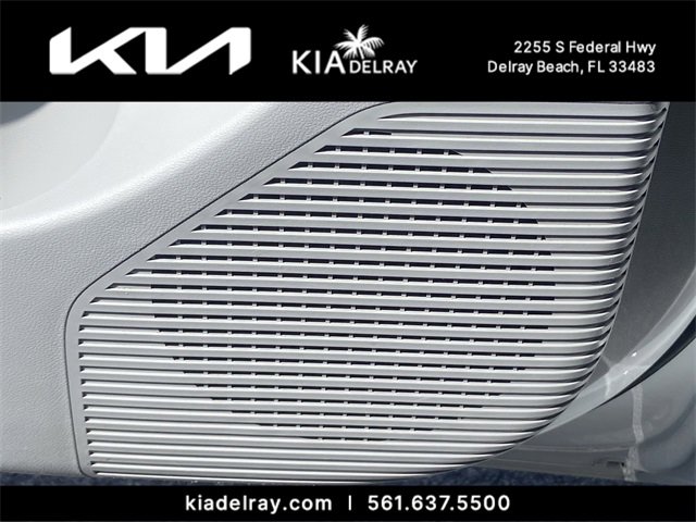 Used 2025 Hyundai Kona SEL image 16