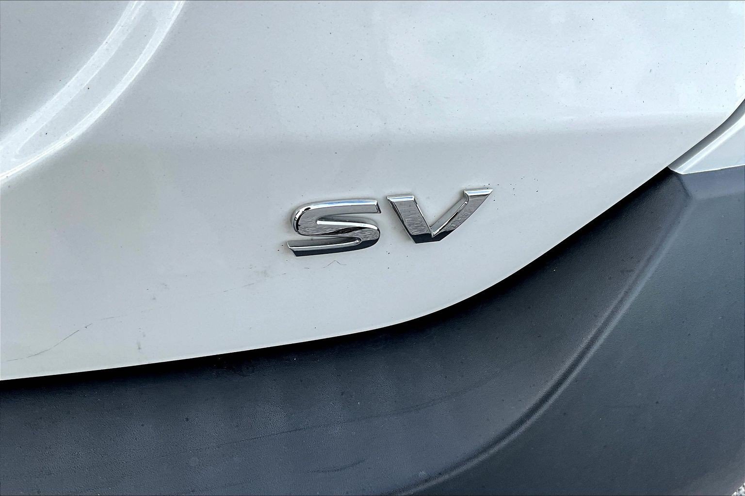 Used 2018 Nissan Kicks SV FWD image 21