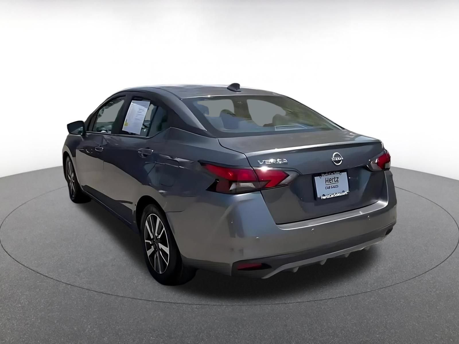 Used 2025 Nissan Versa SV FWD image 12