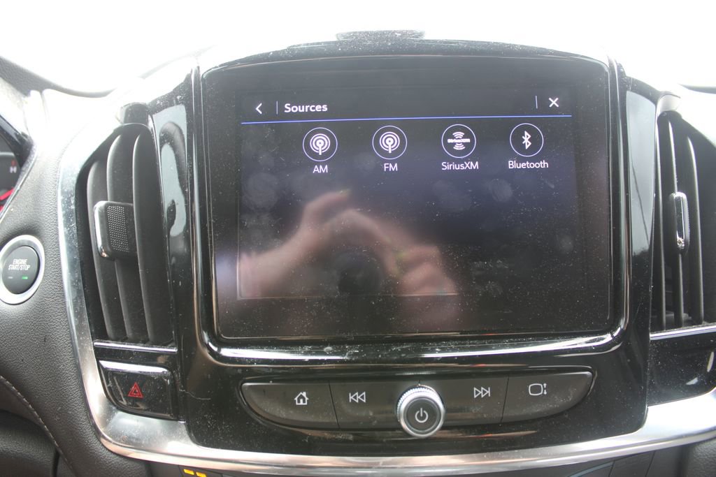 Used 2023 Chevrolet Traverse High Country AWD/4WD image 34