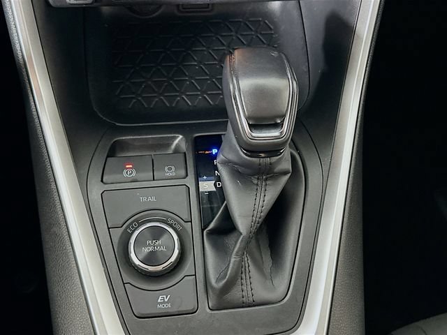 Used 2024 Toyota RAV4 SE AWD/4WD image 27