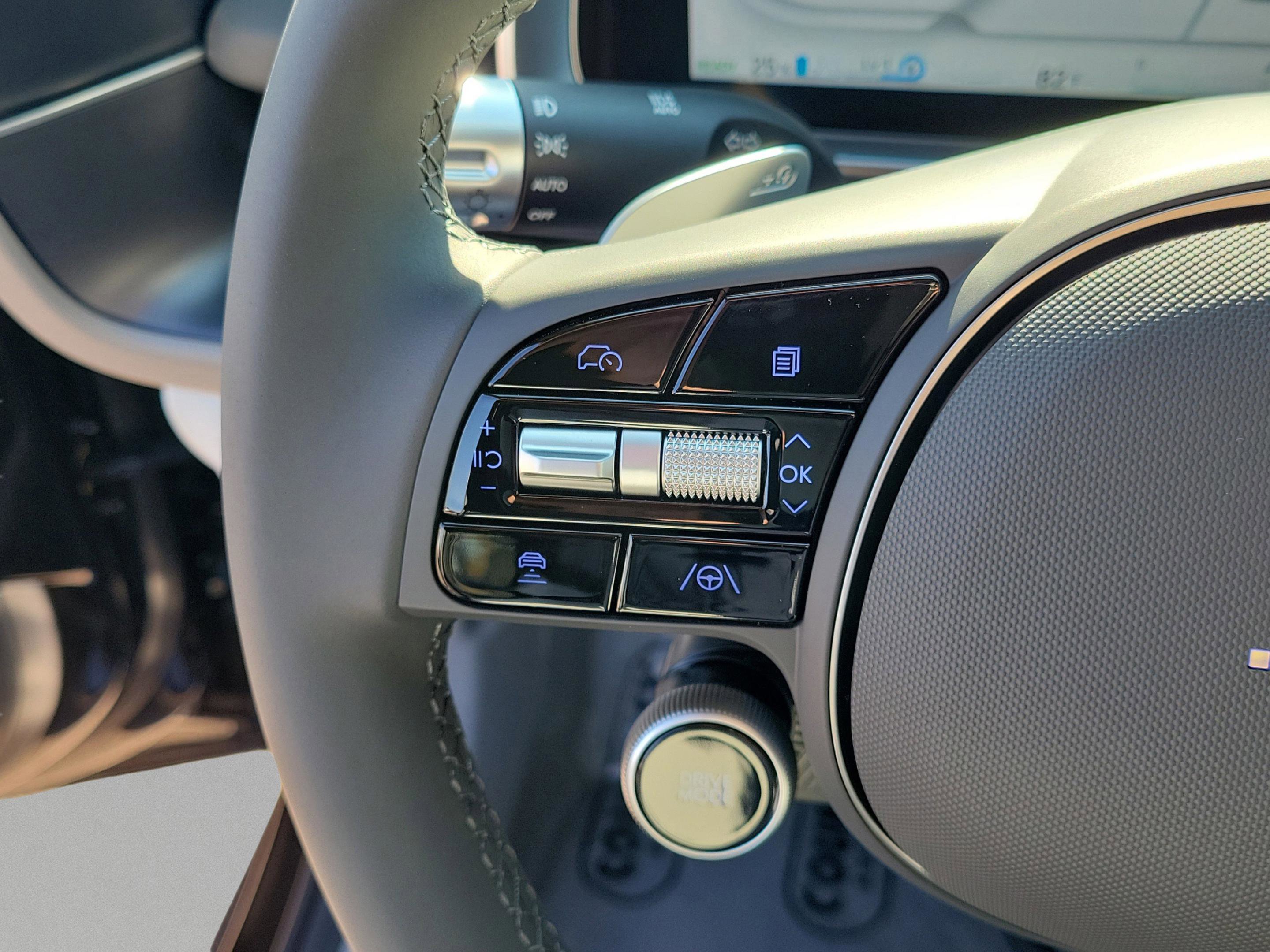 New 2025 Hyundai Ioniq 6 SEL image 25