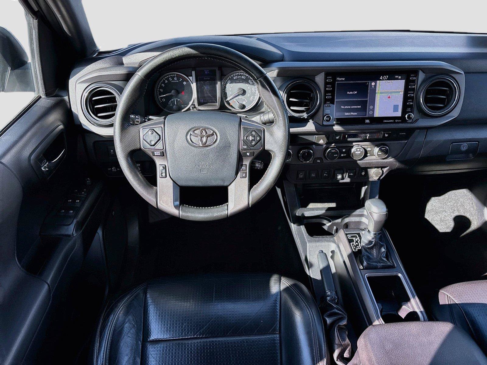Used 2020 Toyota Tacoma TRD Sport w/ TRD Premium Sport Package AWD/4WD image 28