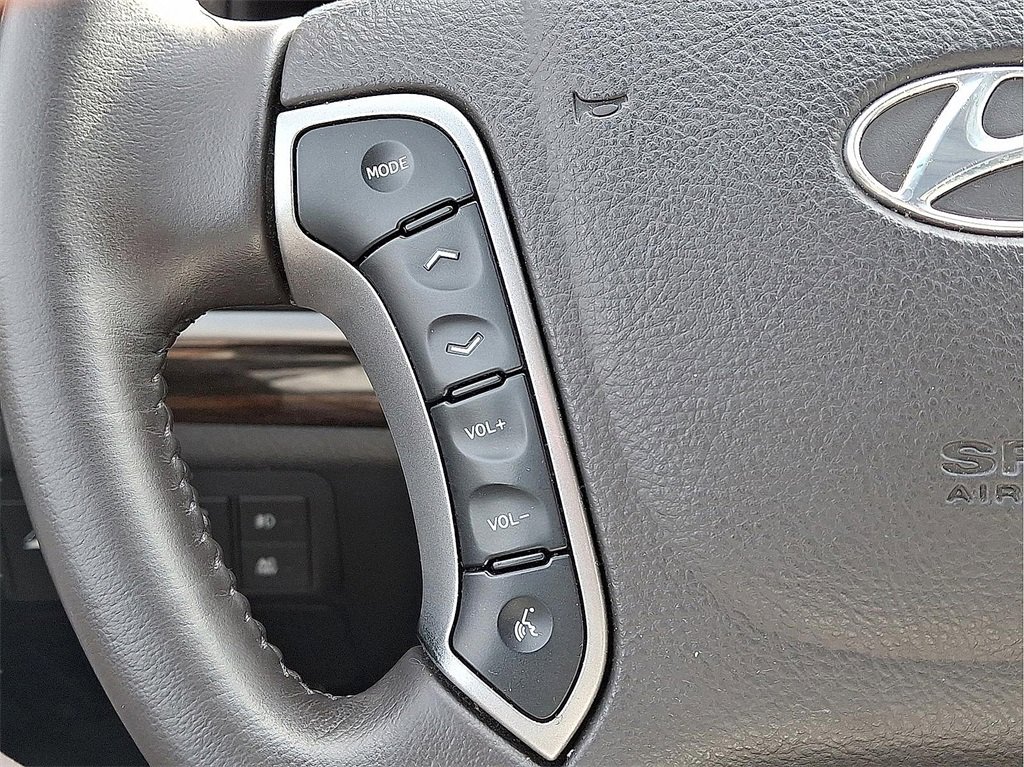 Used 2012 Hyundai Santa Fe Limited image 22