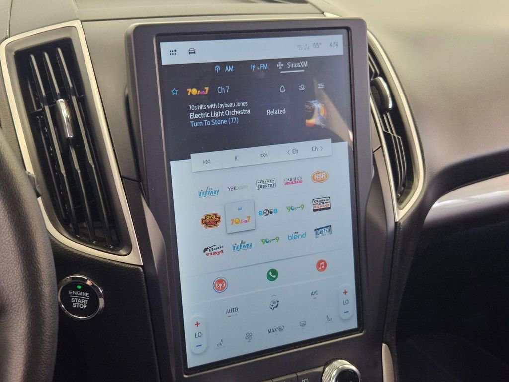 Used 2024 Ford Edge SEL AWD/4WD image 17