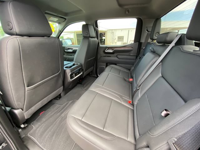 Used 2025 GMC Sierra 1500 SLT AWD/4WD image 14