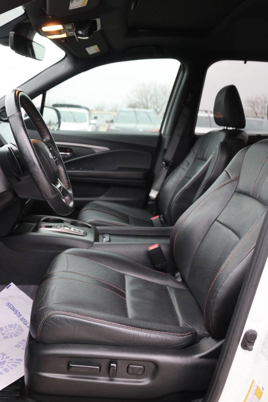 Used 2022 Honda Pilot TrailSport image 13