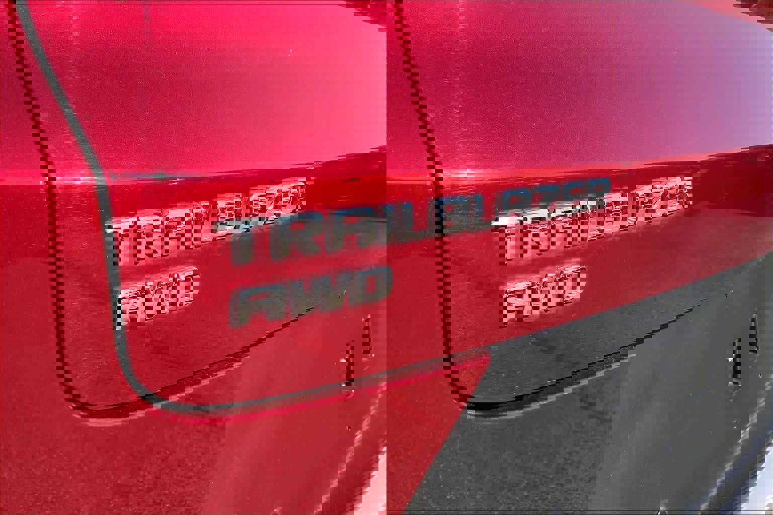 Used 2024 Chevrolet TrailBlazer LT w/ Driver Confidence Package image 10