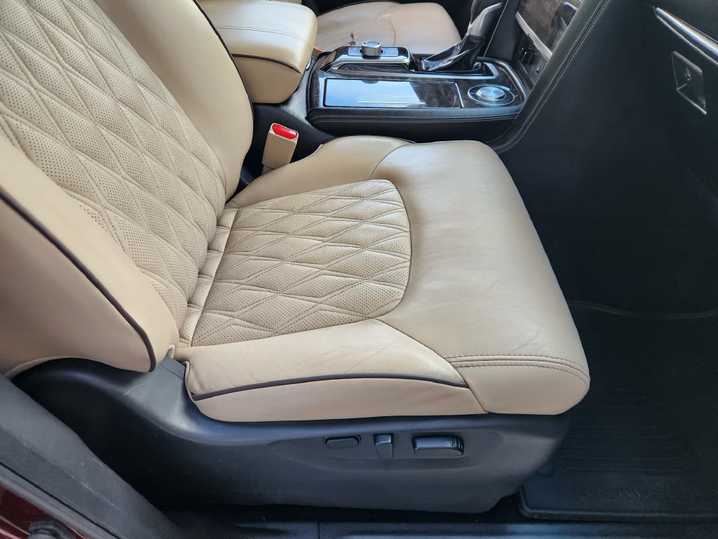 Used 2022 Nissan Armada Platinum w/ Captain's Chairs Package RWD image 13