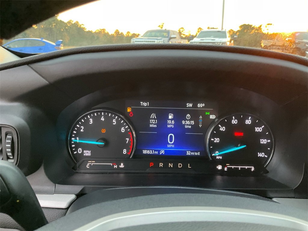Used 2023 Ford Explorer XLT image 19