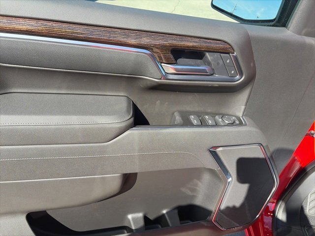 New 2026 GMC Sierra 1500 Elevation image 17