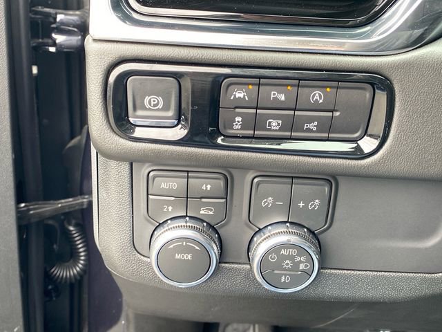 Used 2026 GMC Yukon XL Elevation w/ LPO, Floor Liner Package image 22