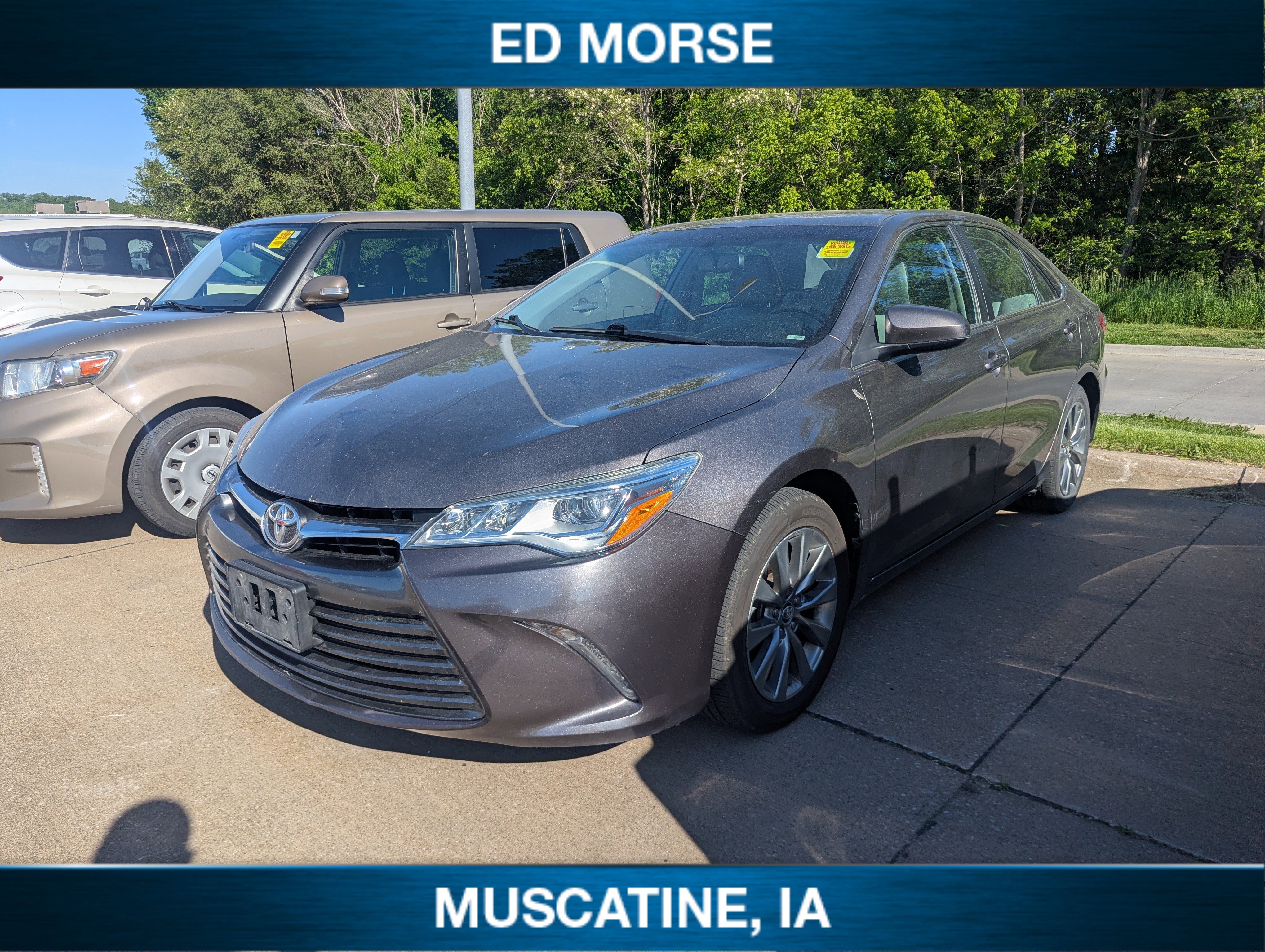 Used 2015 Toyota Camry XLE FWD image 3