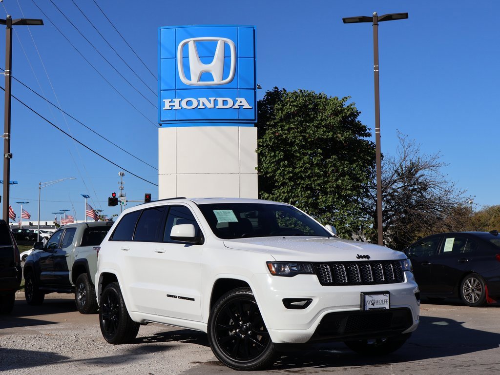 Used 2018 Jeep Grand Cherokee Altitude