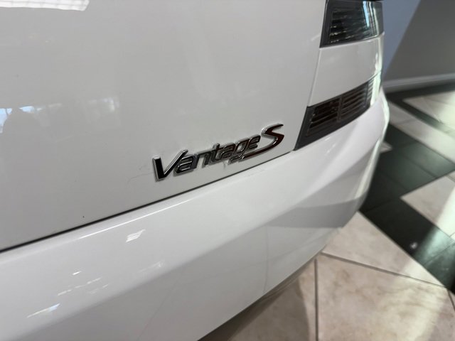 Used 2012 Aston Martin V8 Vantage S image 9