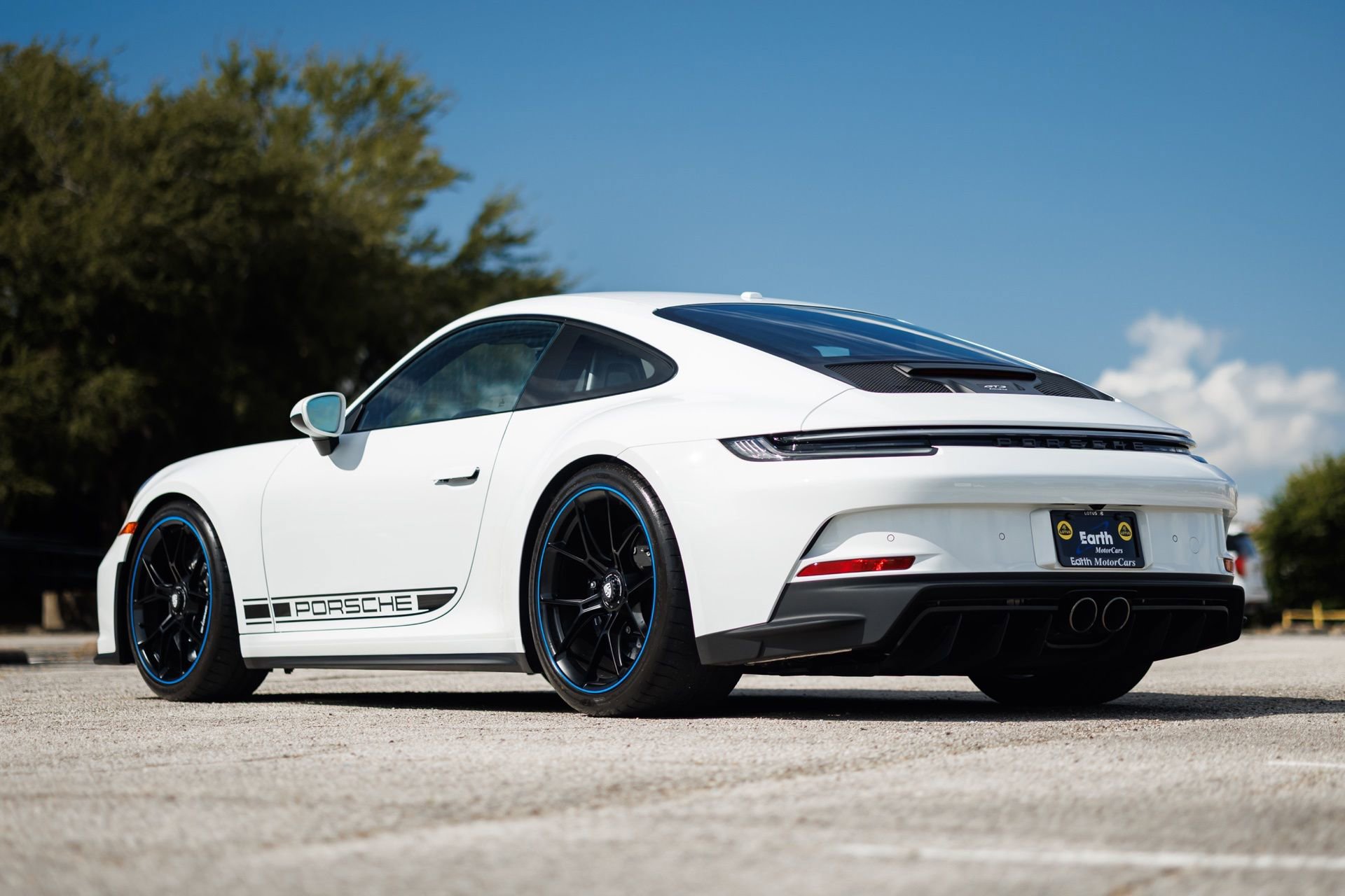 Used 2022 Porsche 911 GT3 RWD image 9
