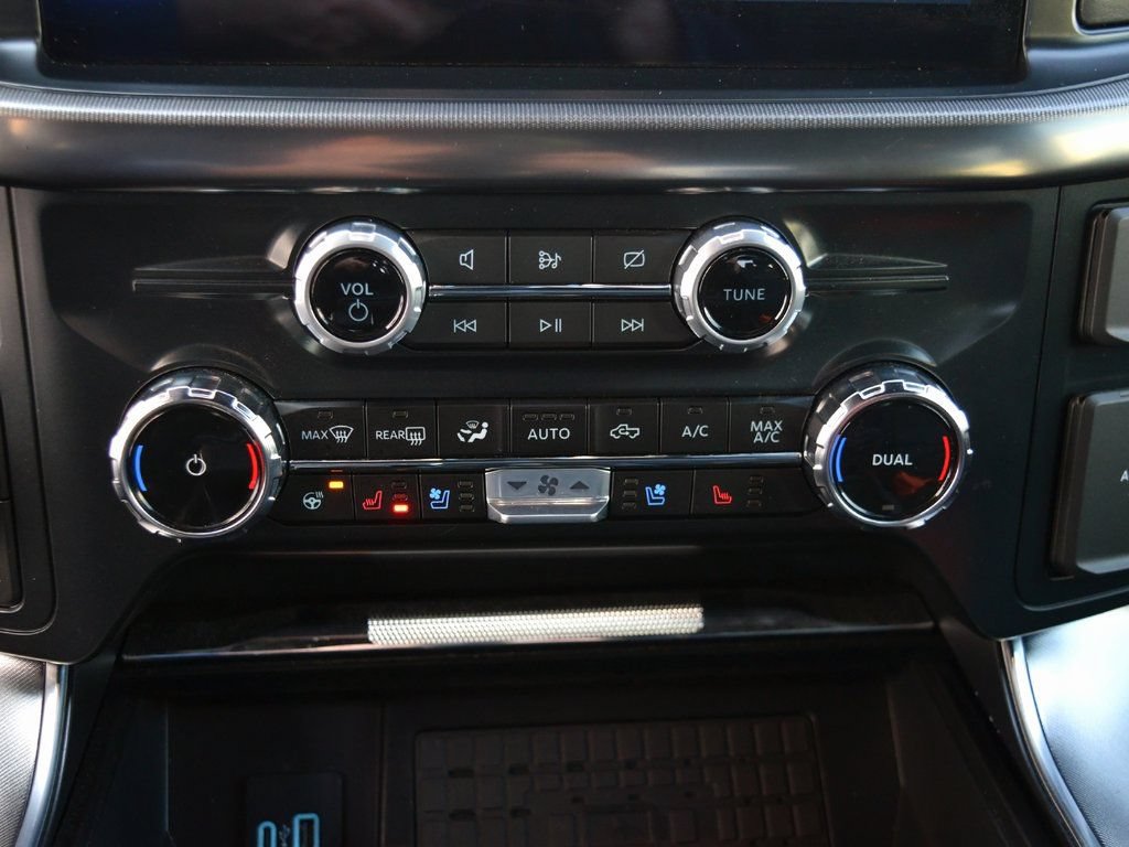 Used 2024 Ford F150 Platinum AWD/4WD image 24