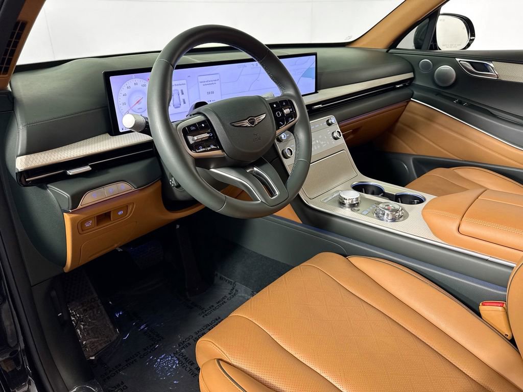 Used 2025 Genesis GV80 2.5T Prestige AWD/4WD image 9