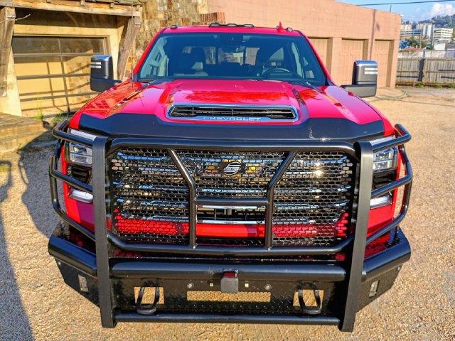 Used 2024 Chevrolet Silverado 2500 LTZ w/ LTZ Plus Package AWD/4WD image 4