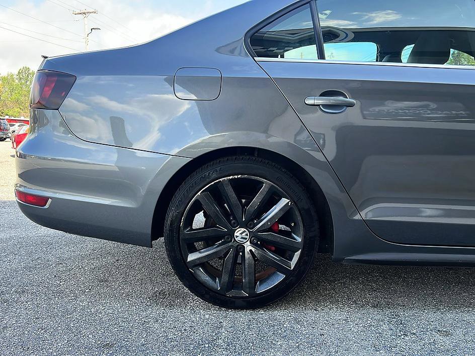 Used 2013 Volkswagen Jetta GLI Autobahn image 22