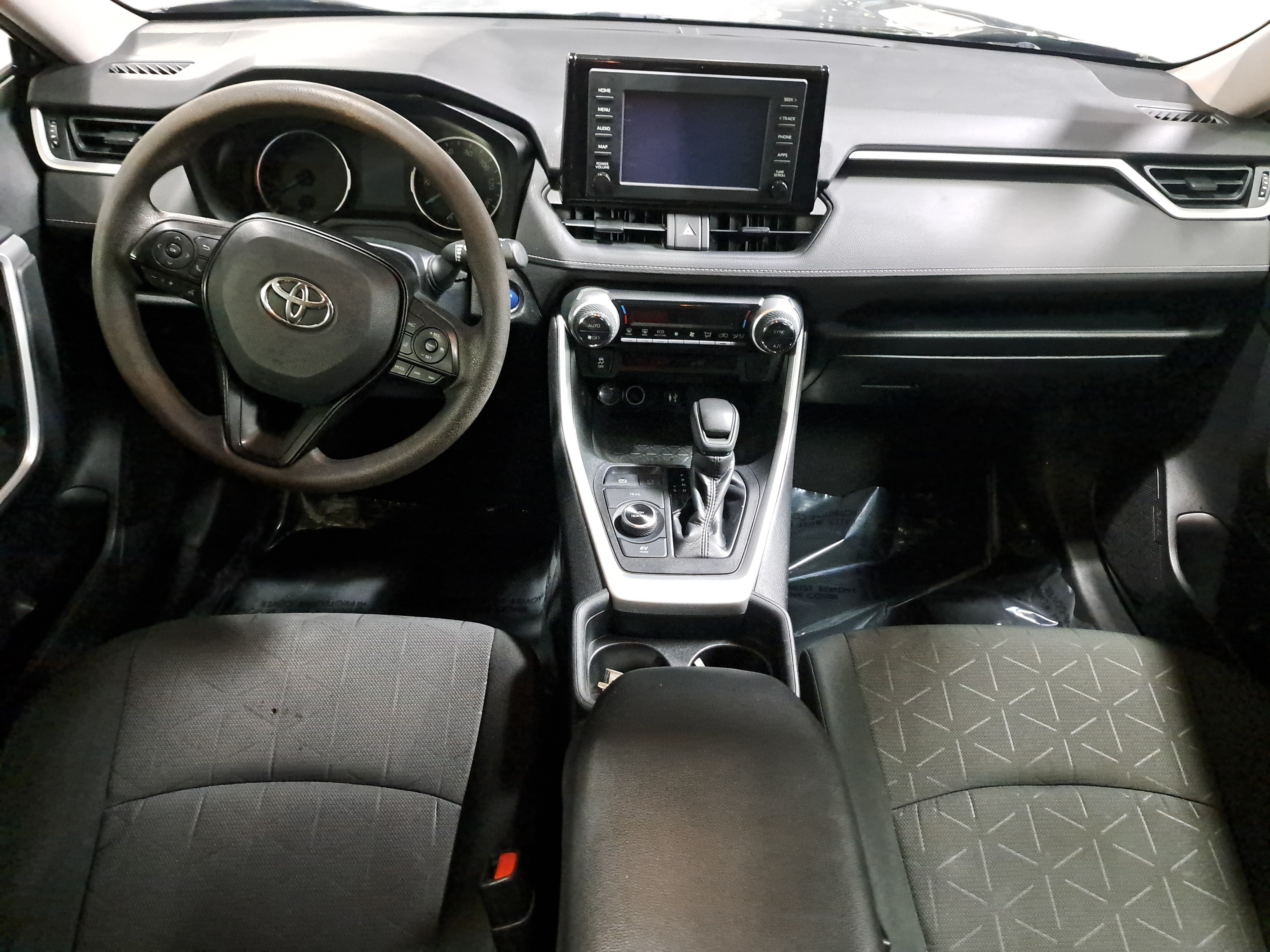 Used 2019 Toyota RAV4 XLE AWD/4WD image 9