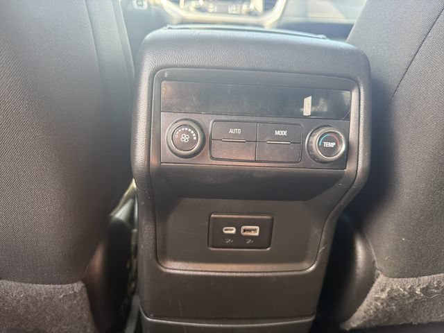 Used 2021 GMC Acadia SLE FWD image 23