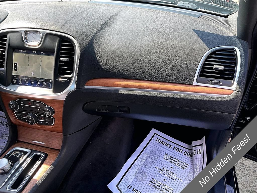 Used 2017 Chrysler 300 C Platinum AWD/4WD image 14
