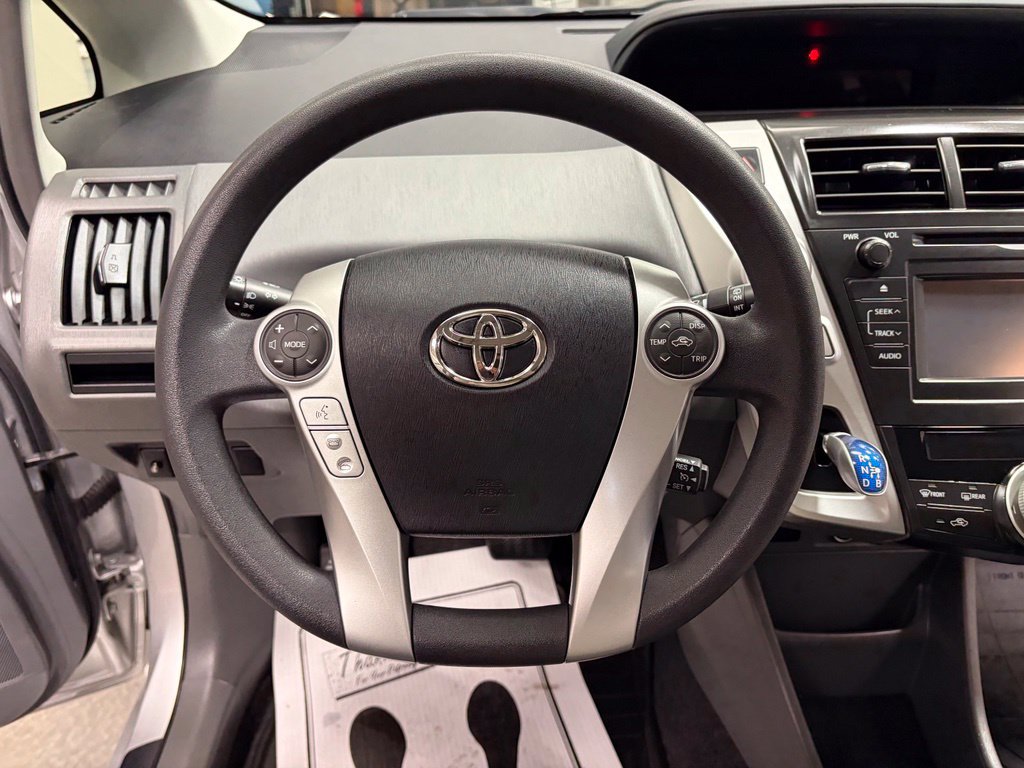 Used 2012 Toyota Prius V Three FWD image 11