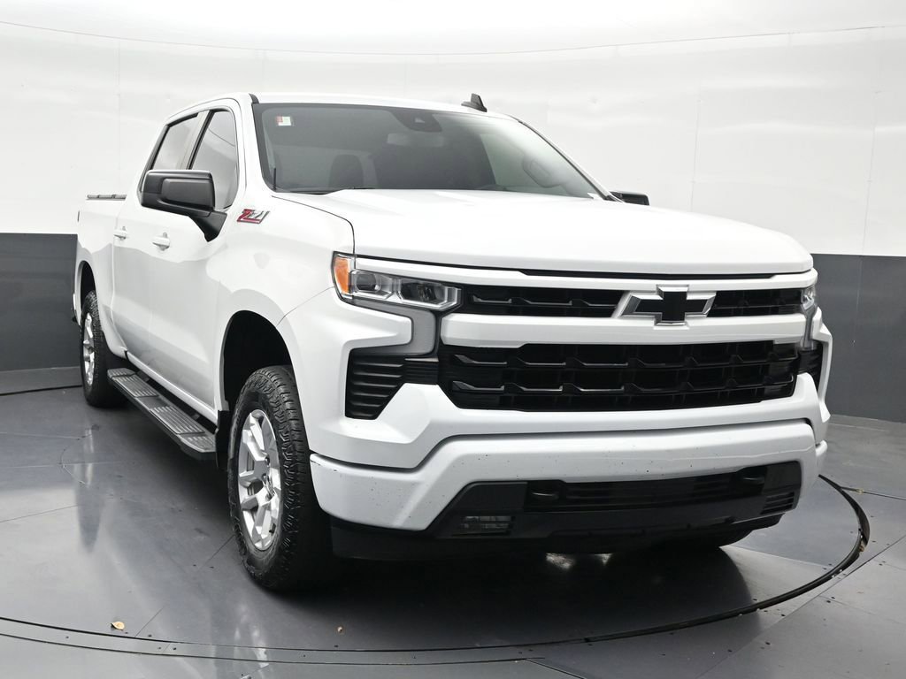 Used 2023 Chevrolet Silverado 1500 RST w/ Z71 Off-Road Package image 8
