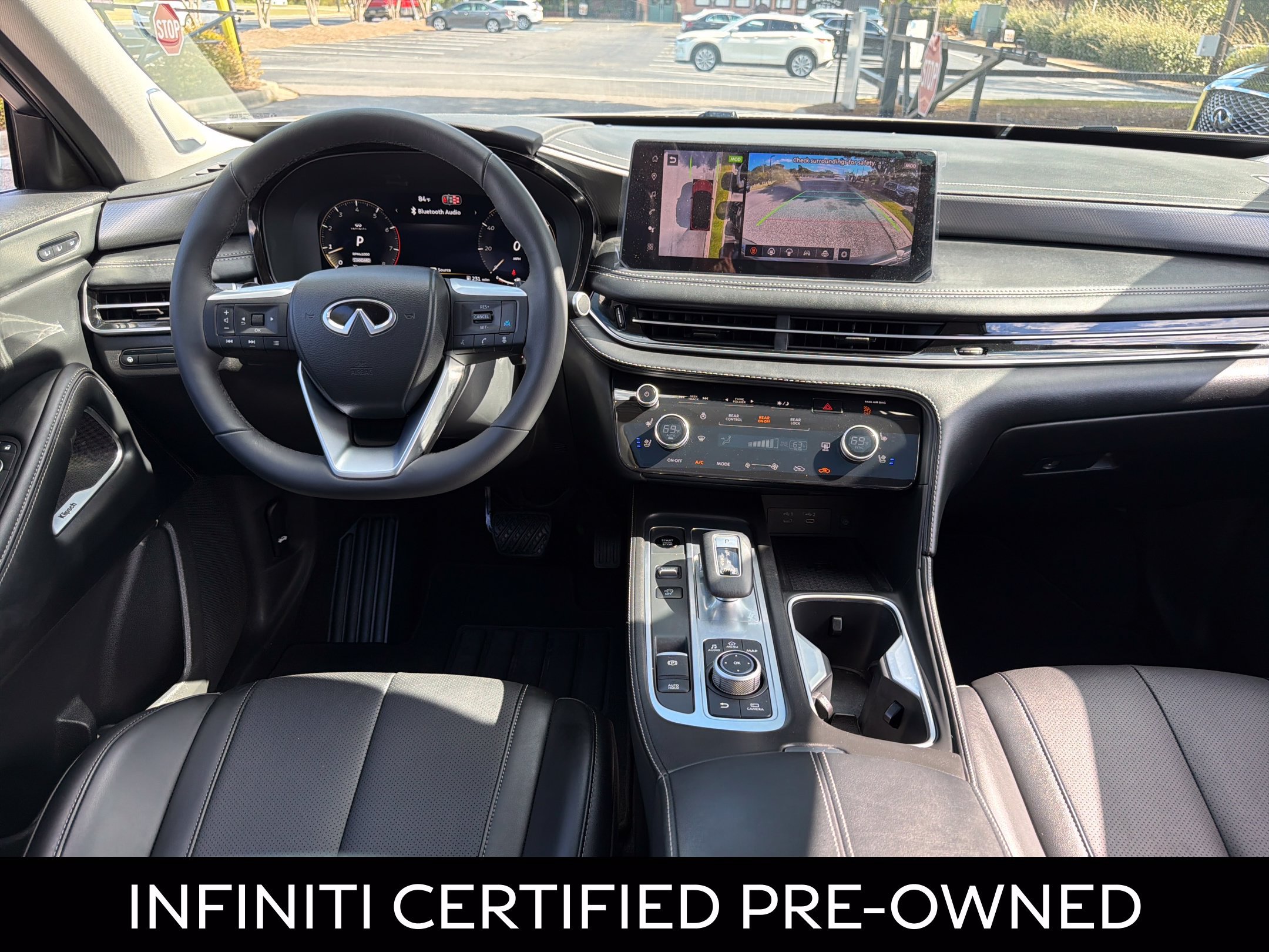 Certified 2026 INFINITI QX60 Luxe w/ Family Package FWD image 2